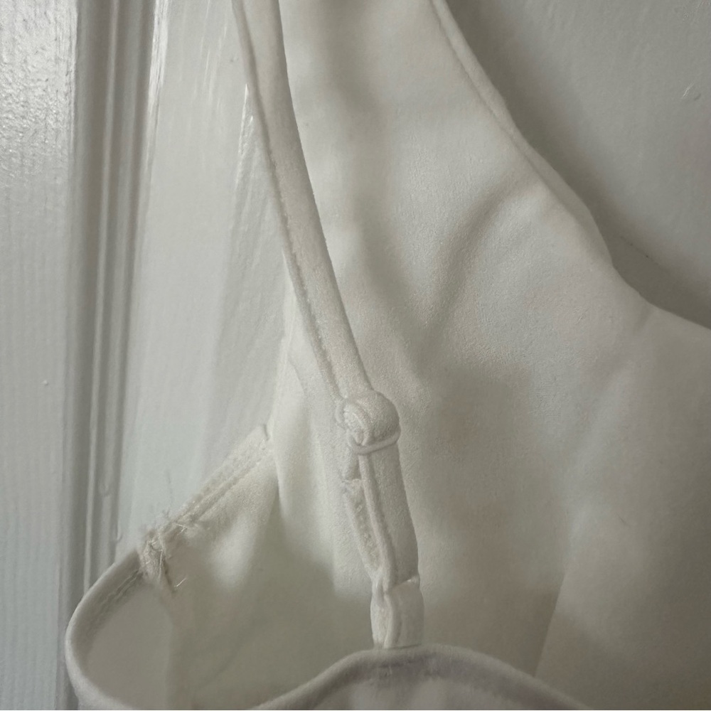 White Corset Style Cropped Top - Picture 8 of 9
